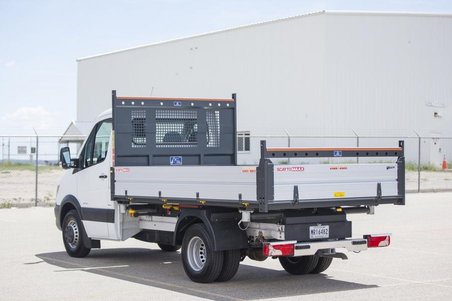  Mercedes-Benz Sprinter 3500 Dropside 2015 года  (US) (фото 2 из 10)